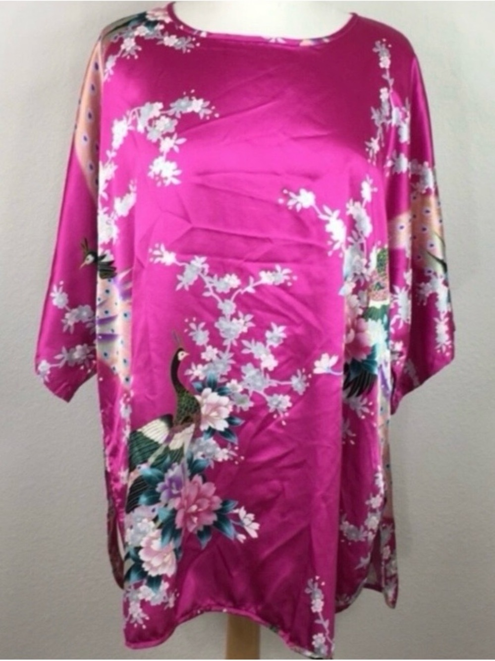 3/$25 Vintage Women's Magenta Peacock Floral Satin Kimono Blouse XXL Boho Hippie